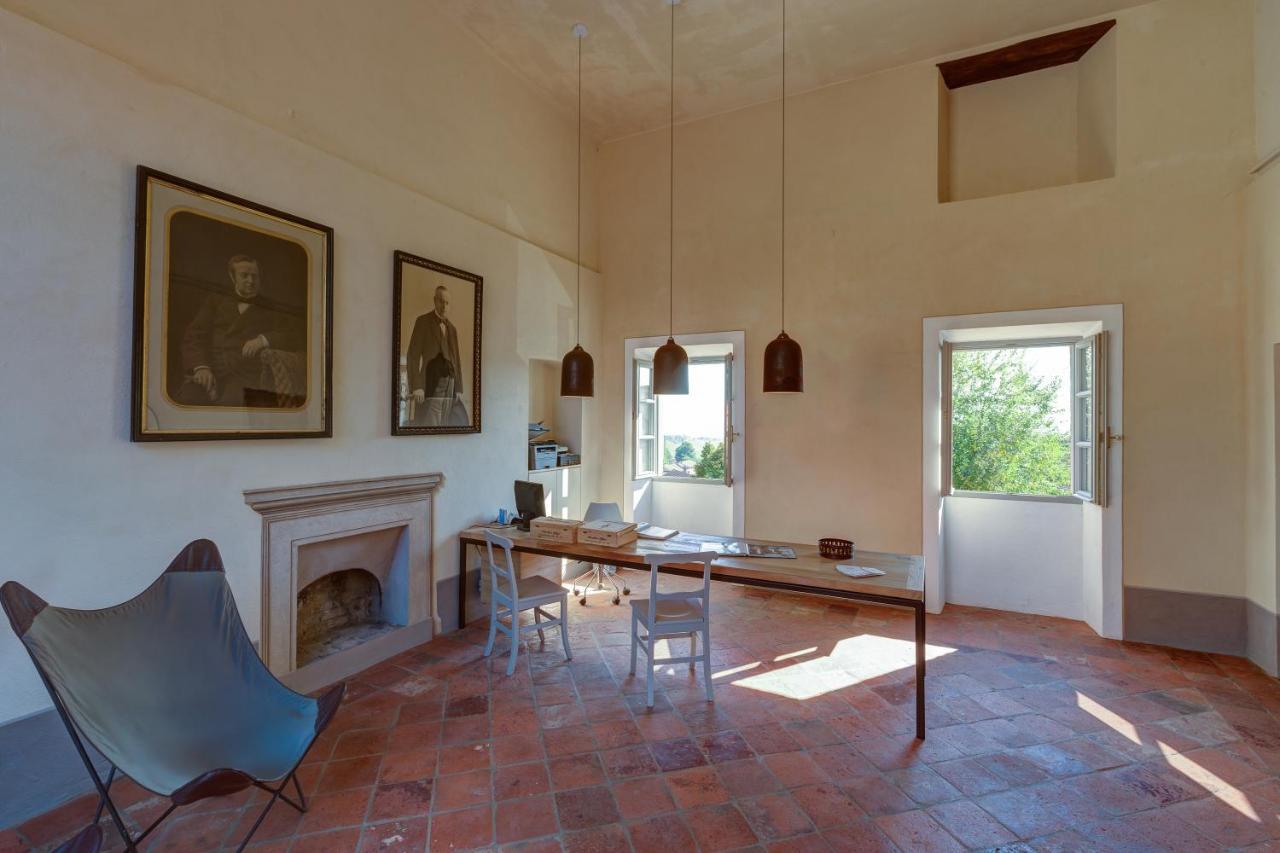 Marchesi Alfieri - Cantine E Ospitalita San Martino Alfieri Luaran gambar