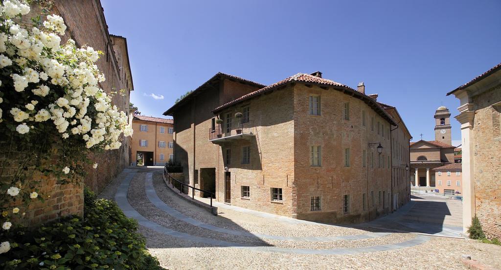 Marchesi Alfieri - Cantine E Ospitalita San Martino Alfieri Luaran gambar