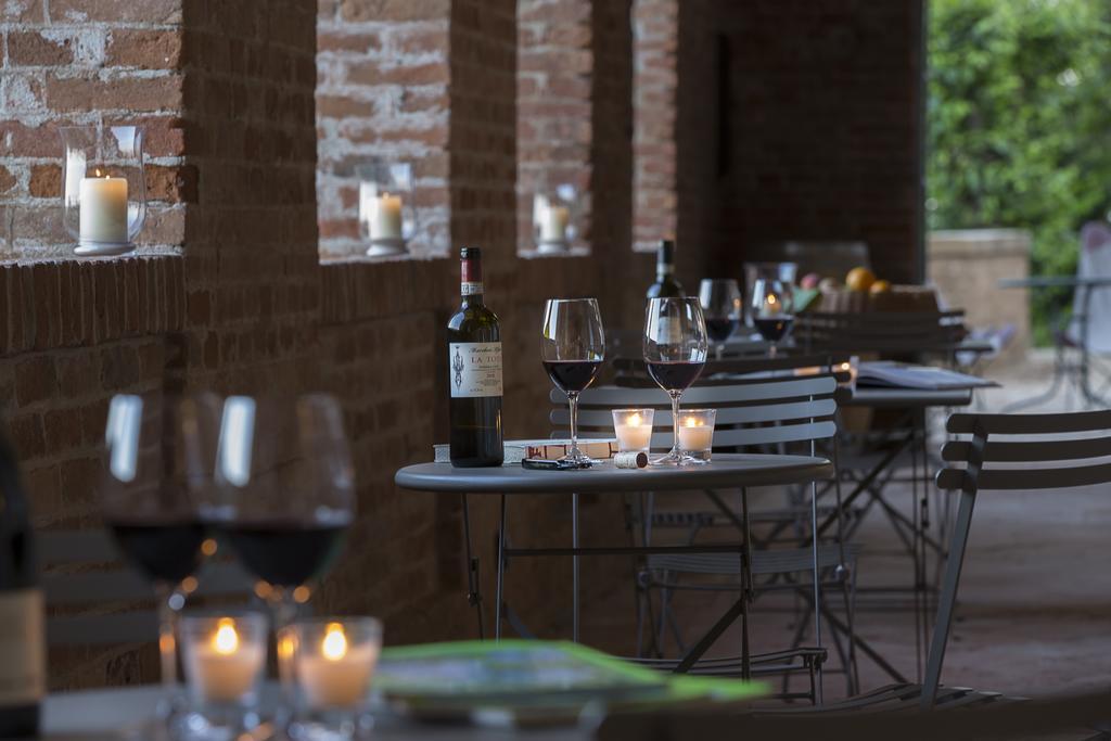 Marchesi Alfieri - Cantine E Ospitalita San Martino Alfieri Luaran gambar